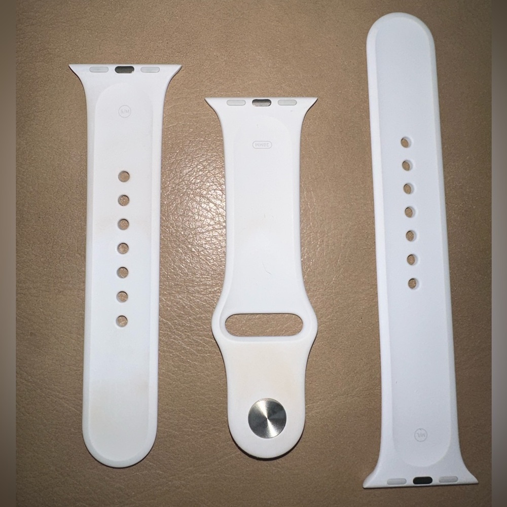 38mm Apple Watch bands - white - small/medium and medium/large. - Picture 2 of 3